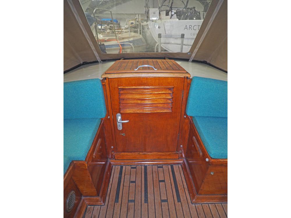 Cabine arrière, Hébergements